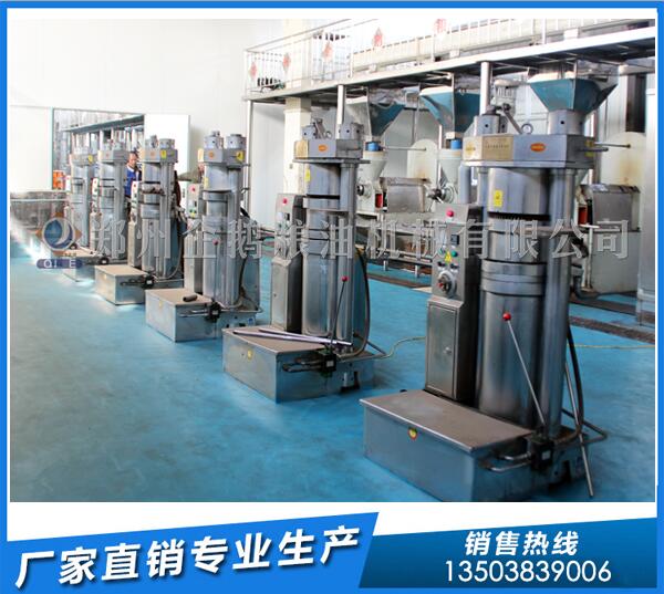 冷榨山茶油,企鵝油脂設(shè)備帶用戶開(kāi)拓新商機(jī)(圖1) 茶籽榨油生產(chǎn)線